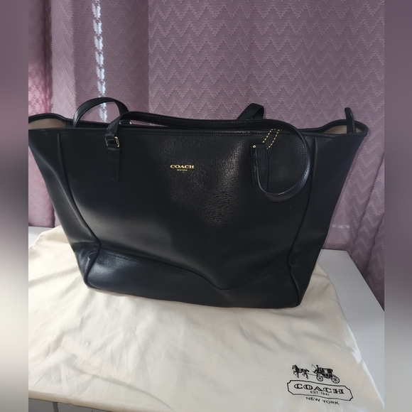 Coach Black Saffiano Leather Tote Bag - Picture 1 of 16